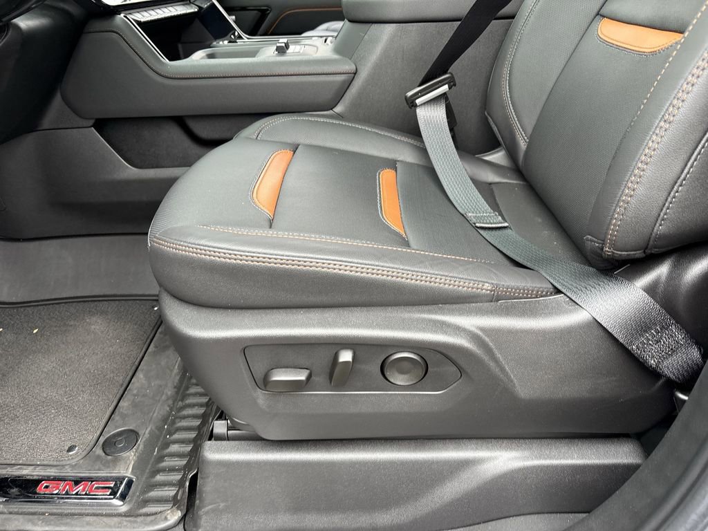 New 2025 GMC Sierra 3500 AT4 w/ AT4 Premium Plus Package image 20