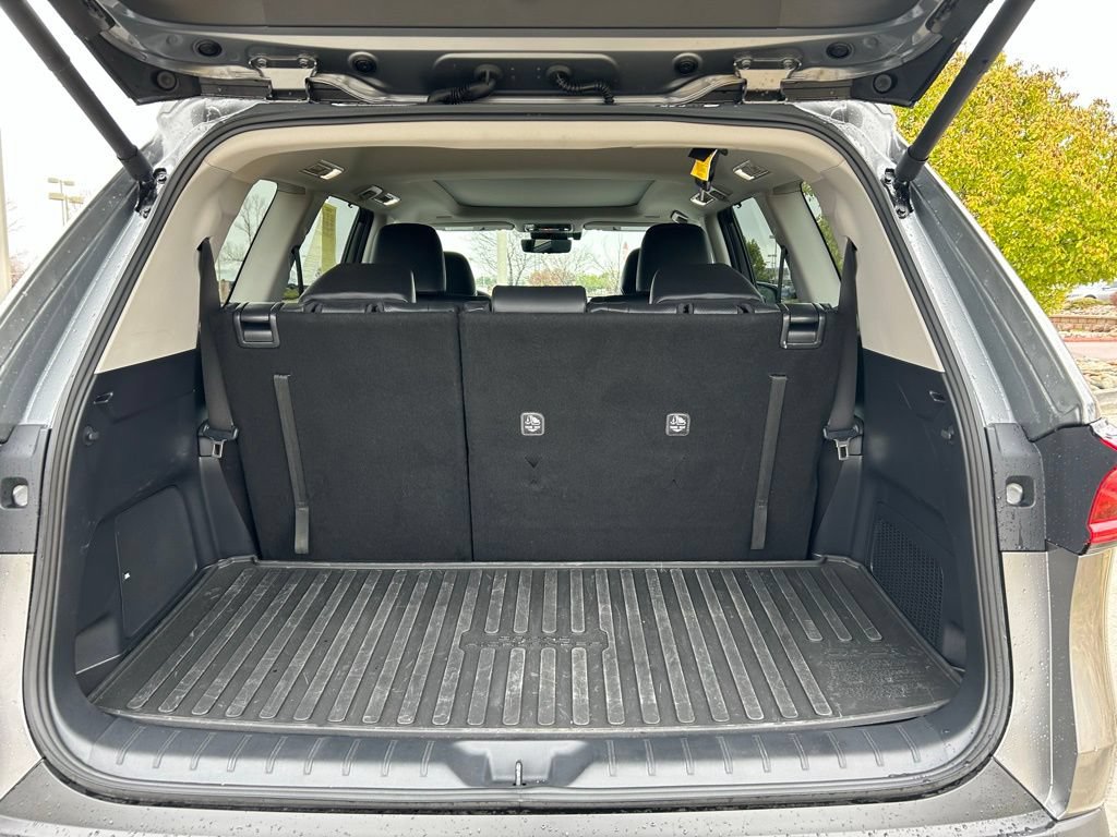 Used 2025 Toyota Grand Highlander AWD image 29