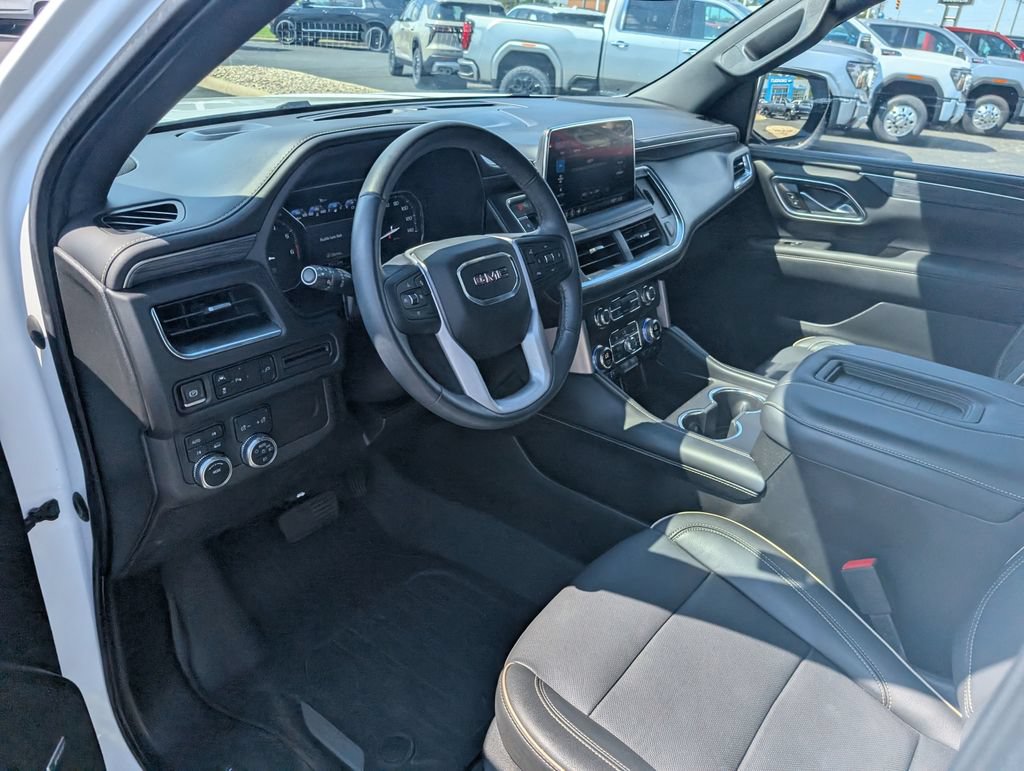 Used 2021 GMC Yukon XL SLT AWD/4WD image 12