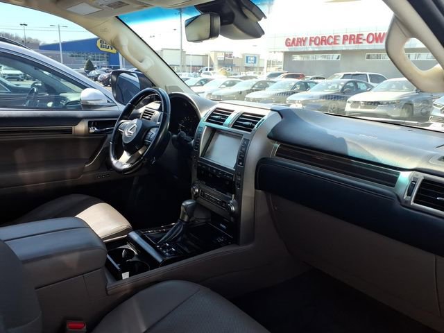 Used 2021 Lexus GX 460 Premium w/ Premium Package image 20