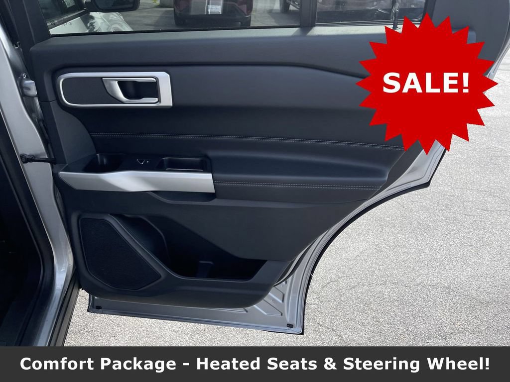 Certified 2020 Ford Explorer XLT w/ Equipment Group 202A AWD/4WD image 29