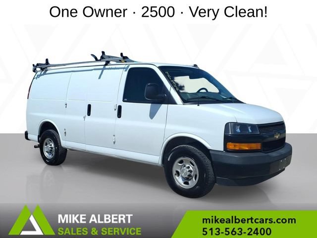Used 2019 Chevrolet Express 2500 w/ Driver Convenience Package RWD image 1