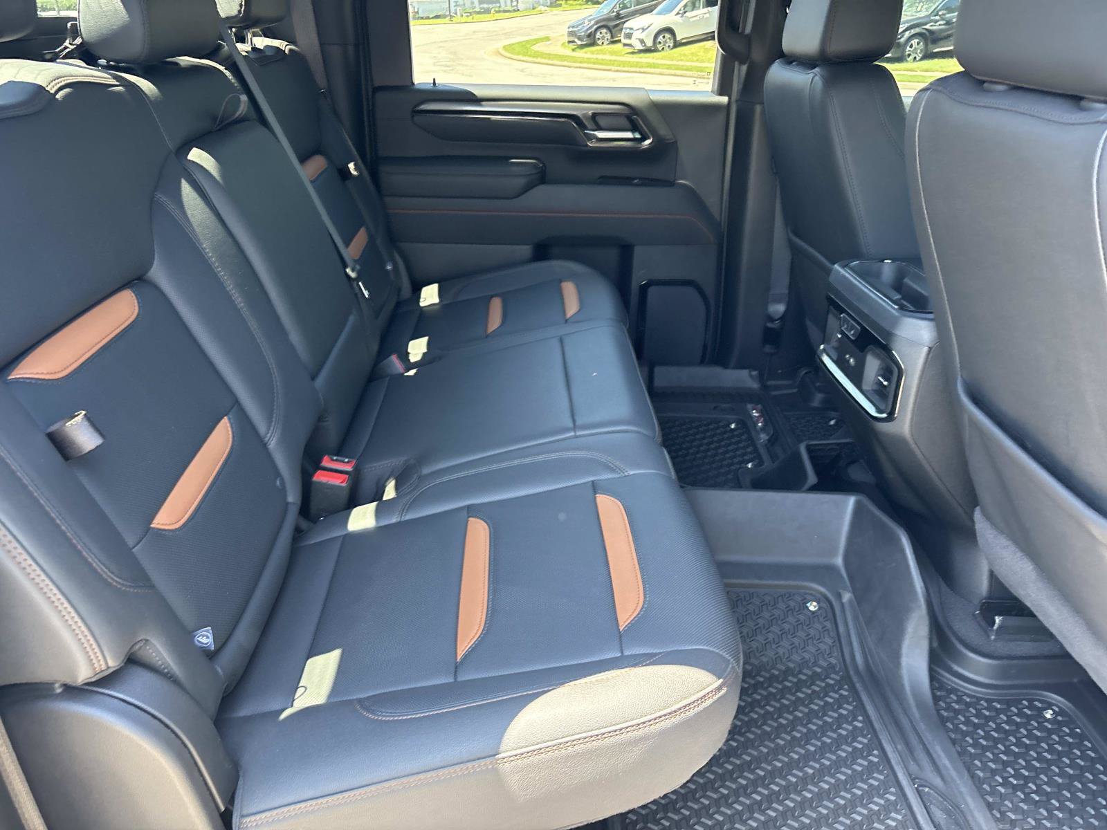 Used 2026 GMC Sierra 2500 AT4 w/ AT4 Premium Plus Package AWD/4WD image 34