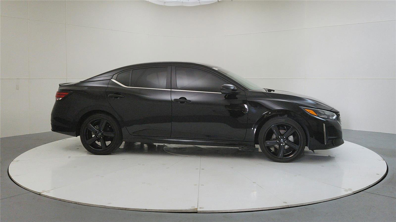 Used 2024 Nissan Sentra SR image 8