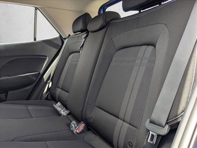 Used 2025 Hyundai Venue SEL FWD image 19