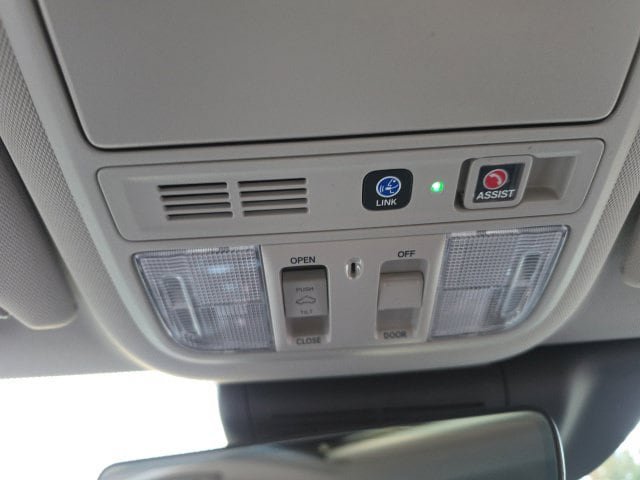 Used 2022 Honda Accord Touring image 19