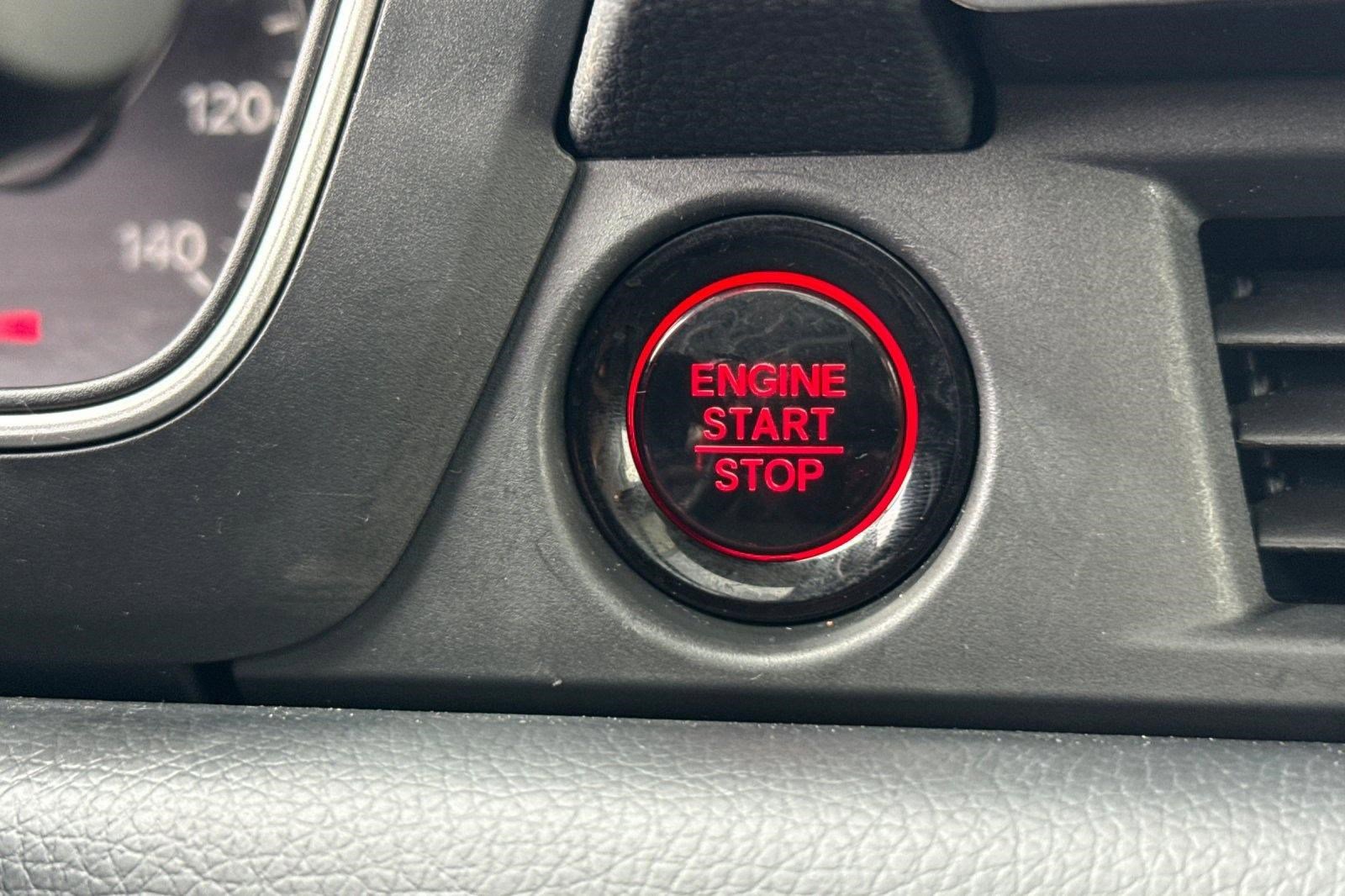 Certified 2024 Honda Pilot Touring image 35