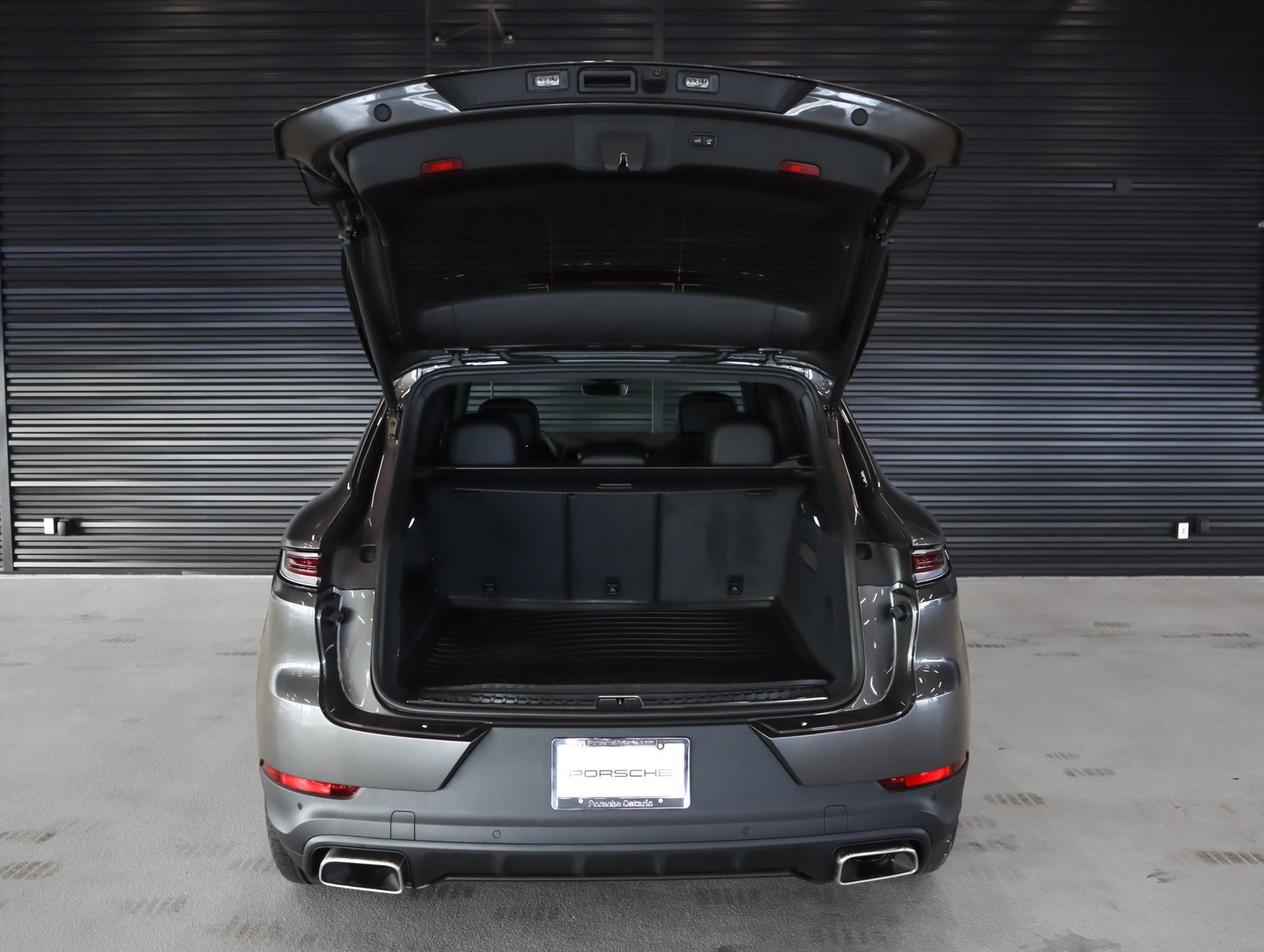 New 2026 Porsche Cayenne image 28