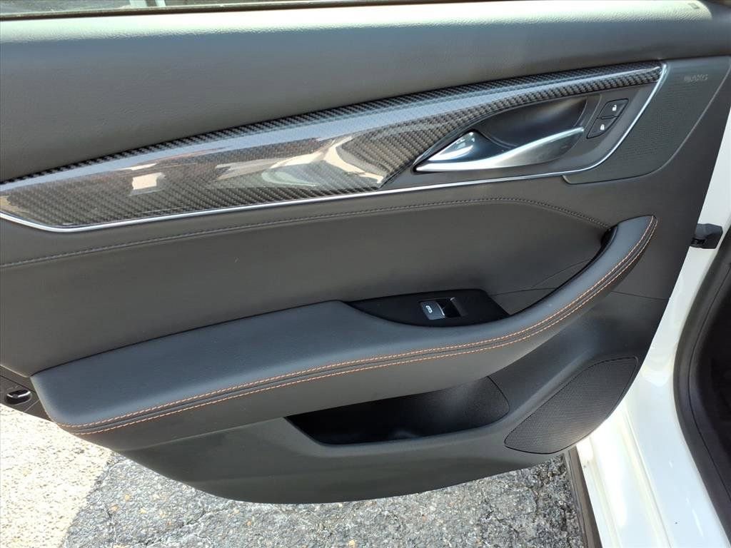 Used 2025 Cadillac CT5 Sport w/ Technology Package image 20