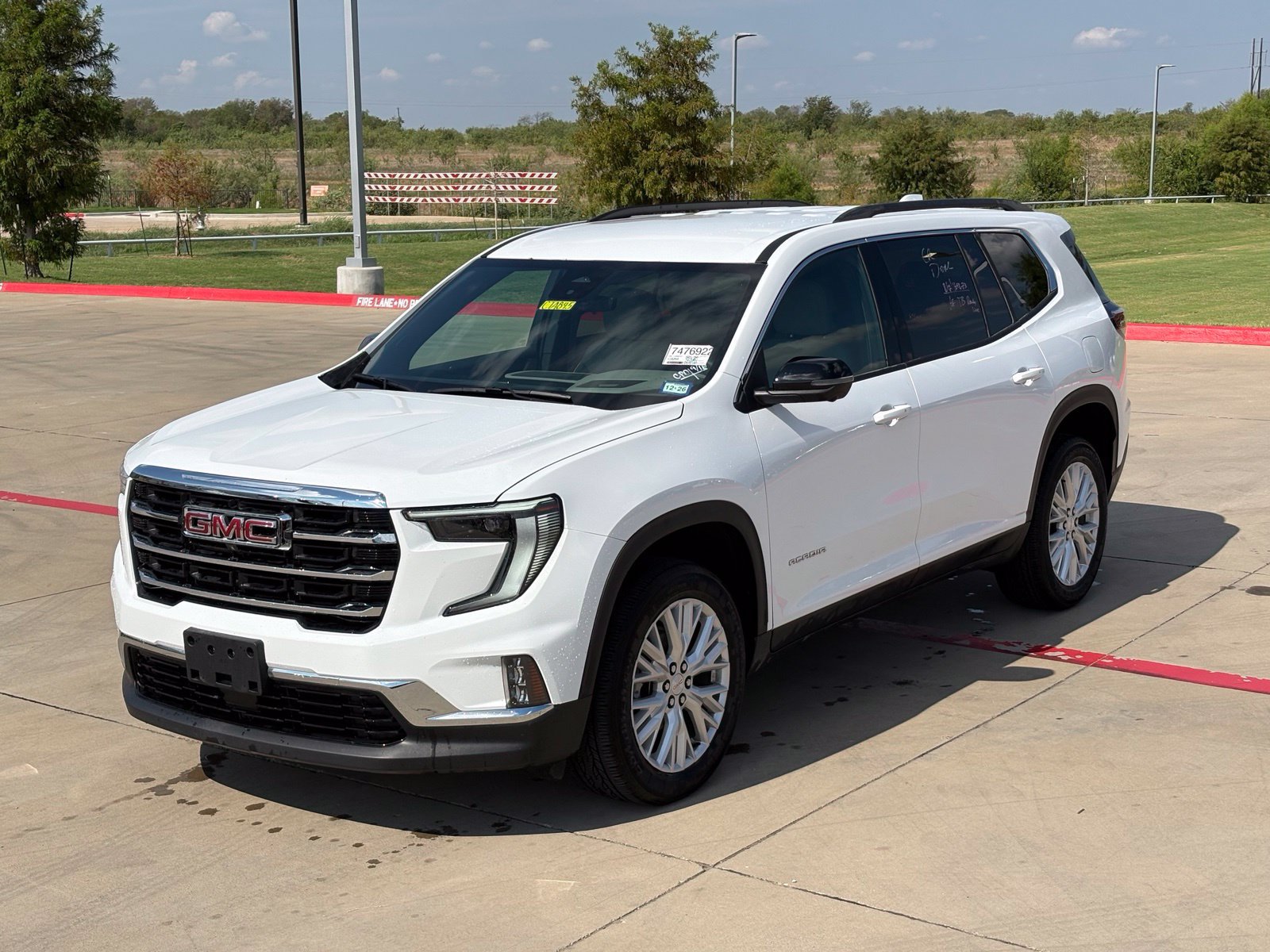 Certified 2026 GMC Acadia Elevation w/ Elevation Premium Package FWD image 12