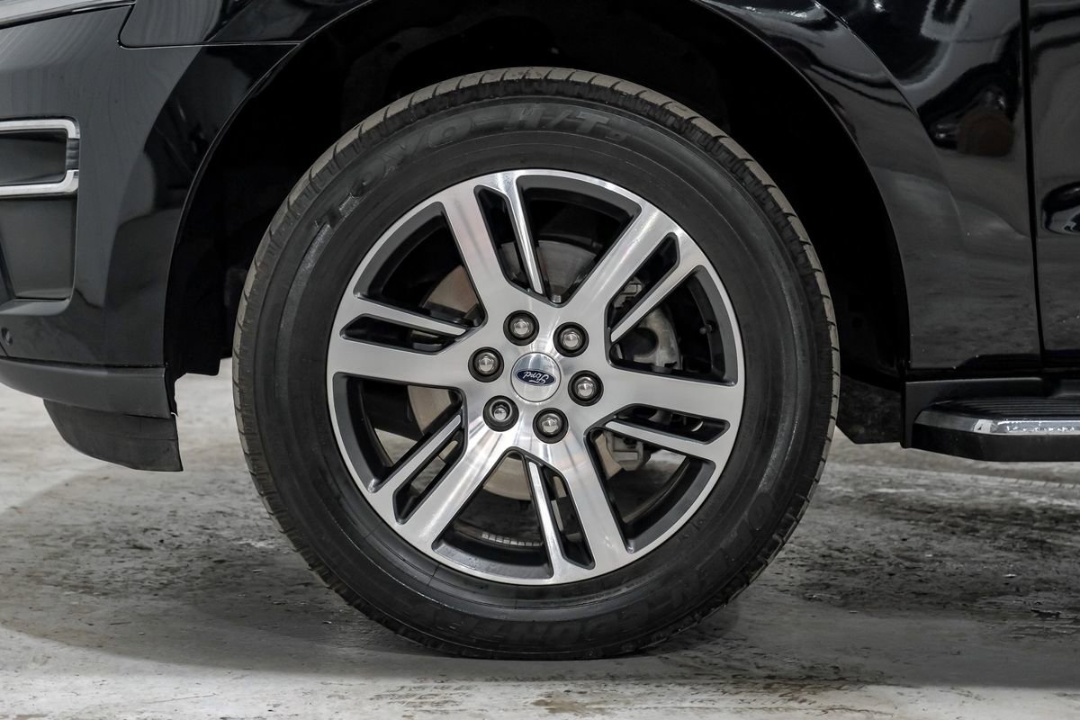 Used 2022 Ford Expedition Max Limited image 65