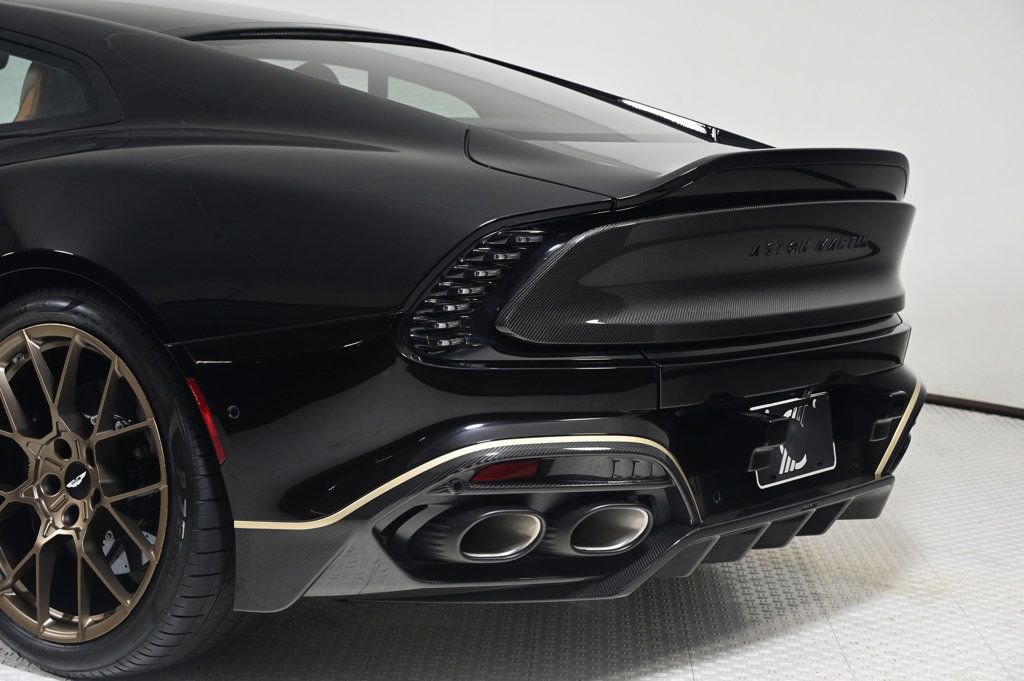 Used 2025 Aston Martin Vanquish image 9