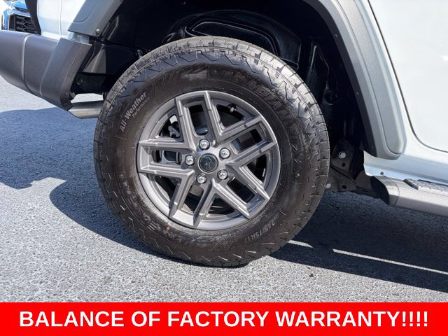 Used 2025 Jeep Wrangler Unlimited Sport AWD/4WD image 7