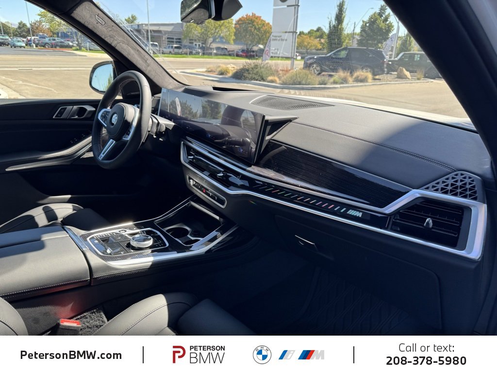 New 2026 BMW X7 M60i image 19