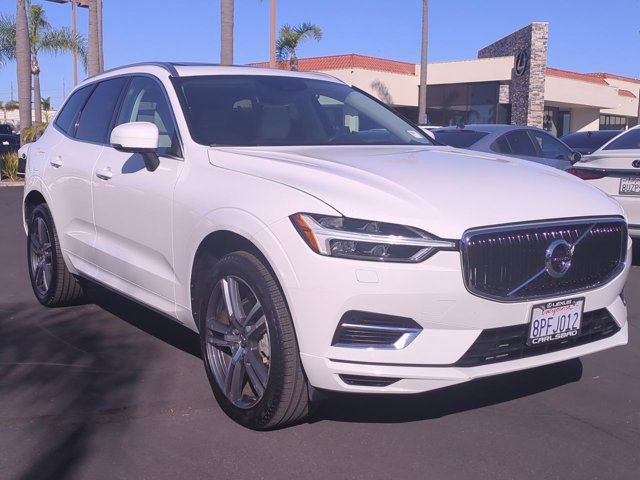 Used 2020 Volvo XC60 T8 Momentum image 3