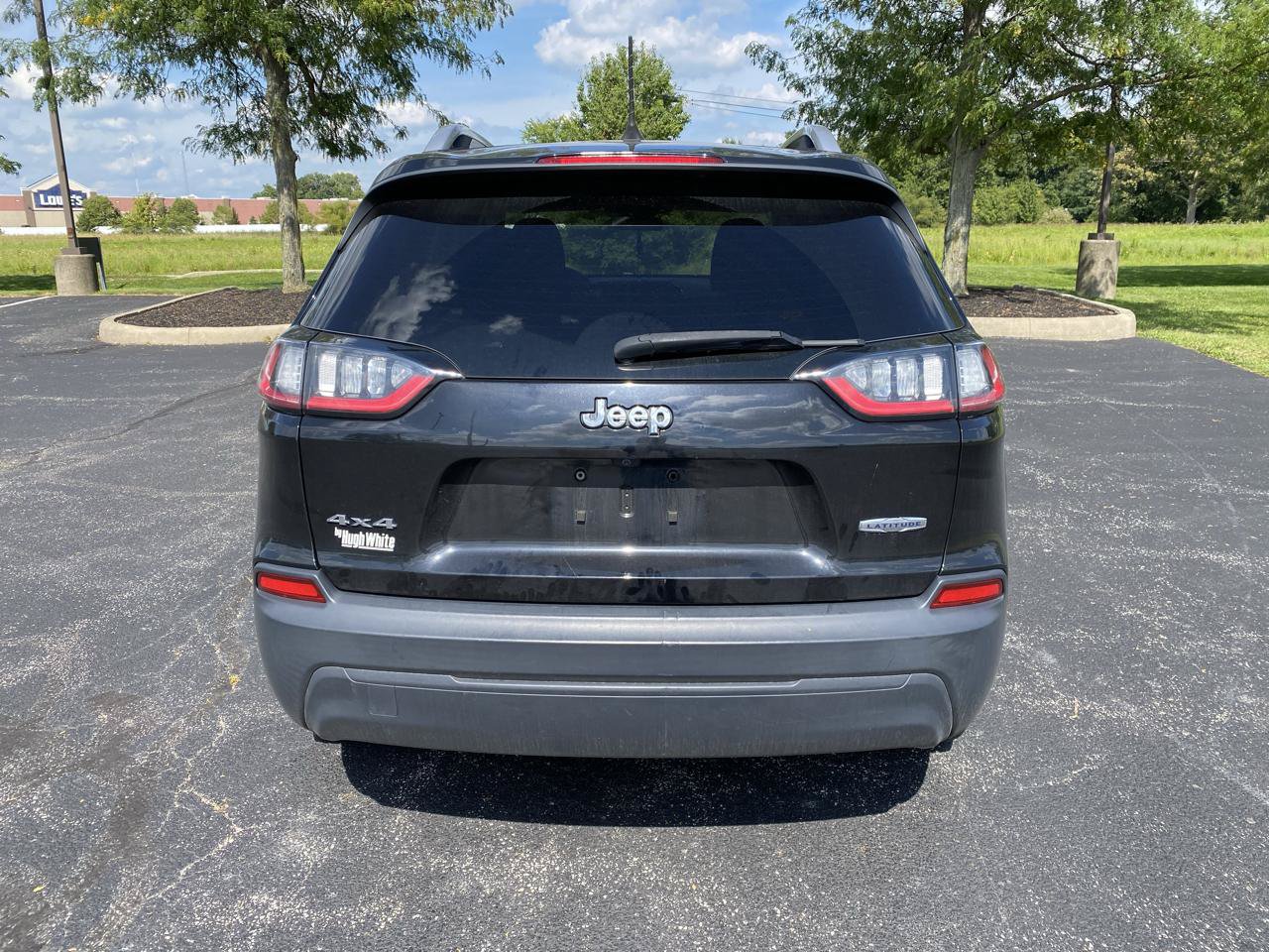 Used 2019 Jeep Cherokee Latitude w/ Popular Appearance Group AWD/4WD image 6