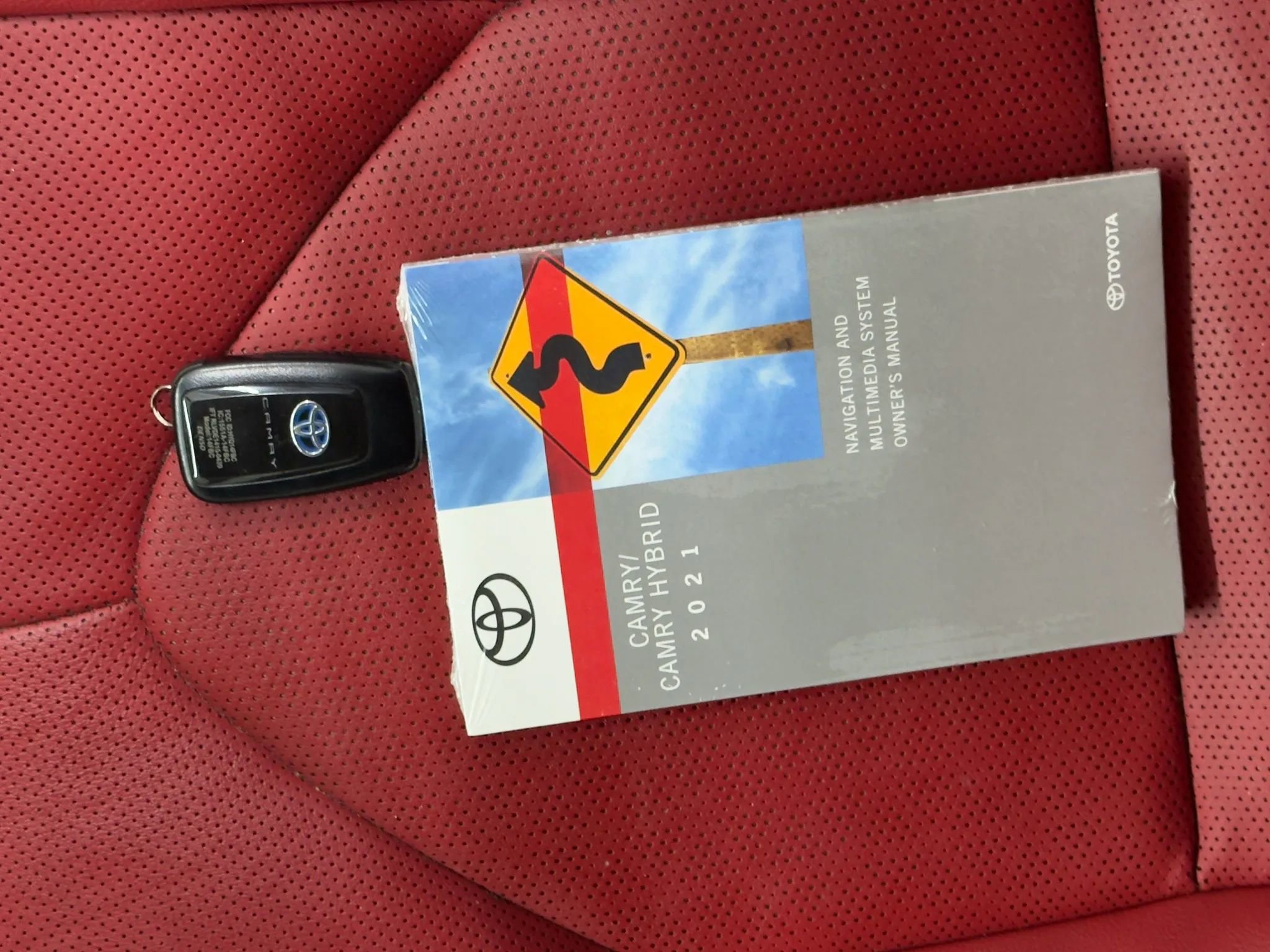 Used 2021 Toyota Camry XSE w/ Navigation Upgrade Package image 42