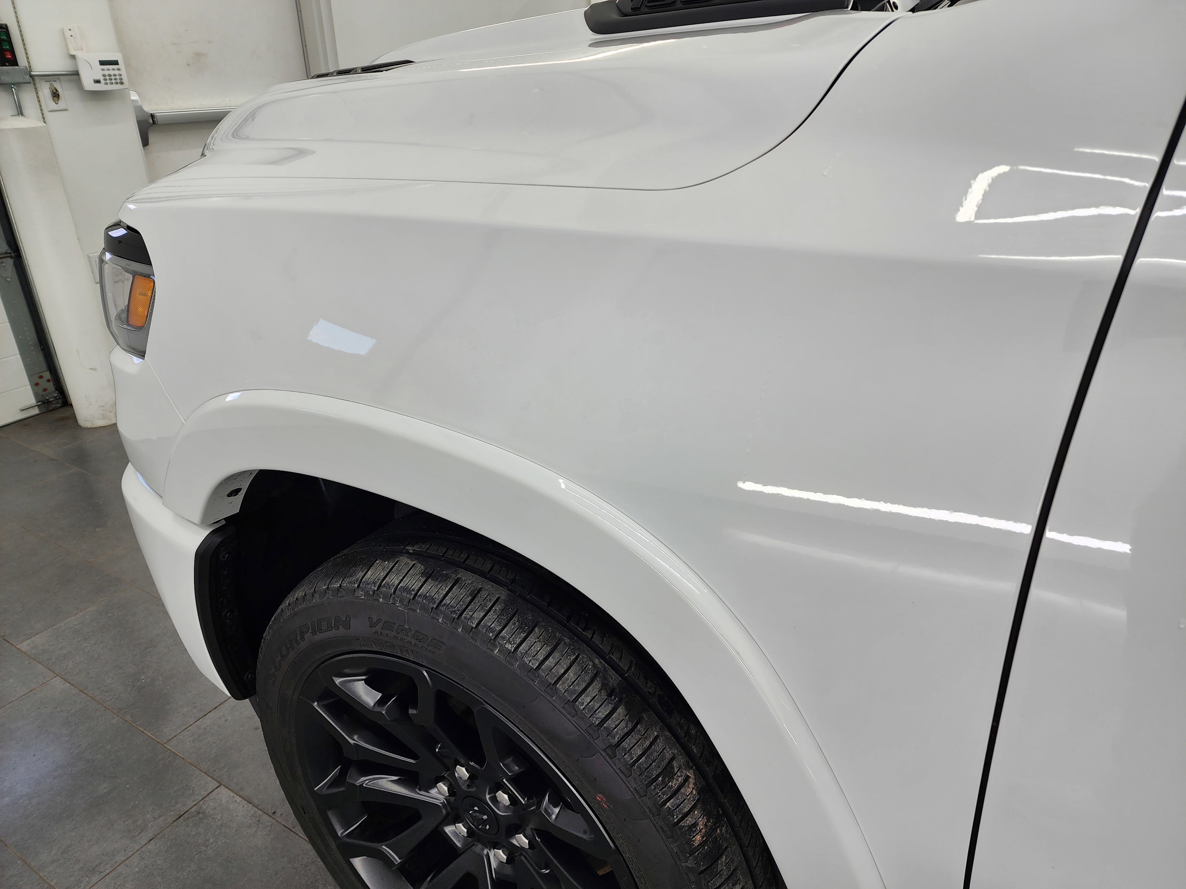 Used 2025 RAM 1500 Limited AWD/4WD image 38