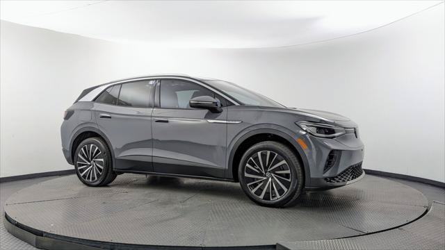 Used 2023 Volkswagen ID.4 Pro S Plus AWD/4WD image 11