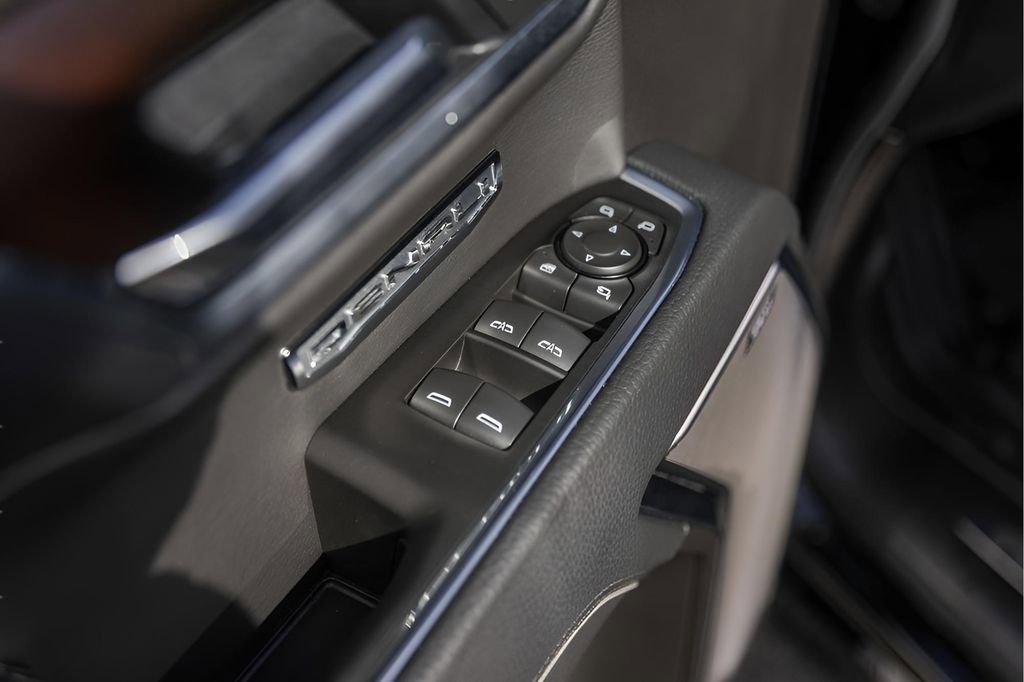 Used 2025 GMC Sierra 1500 Denali image 25
