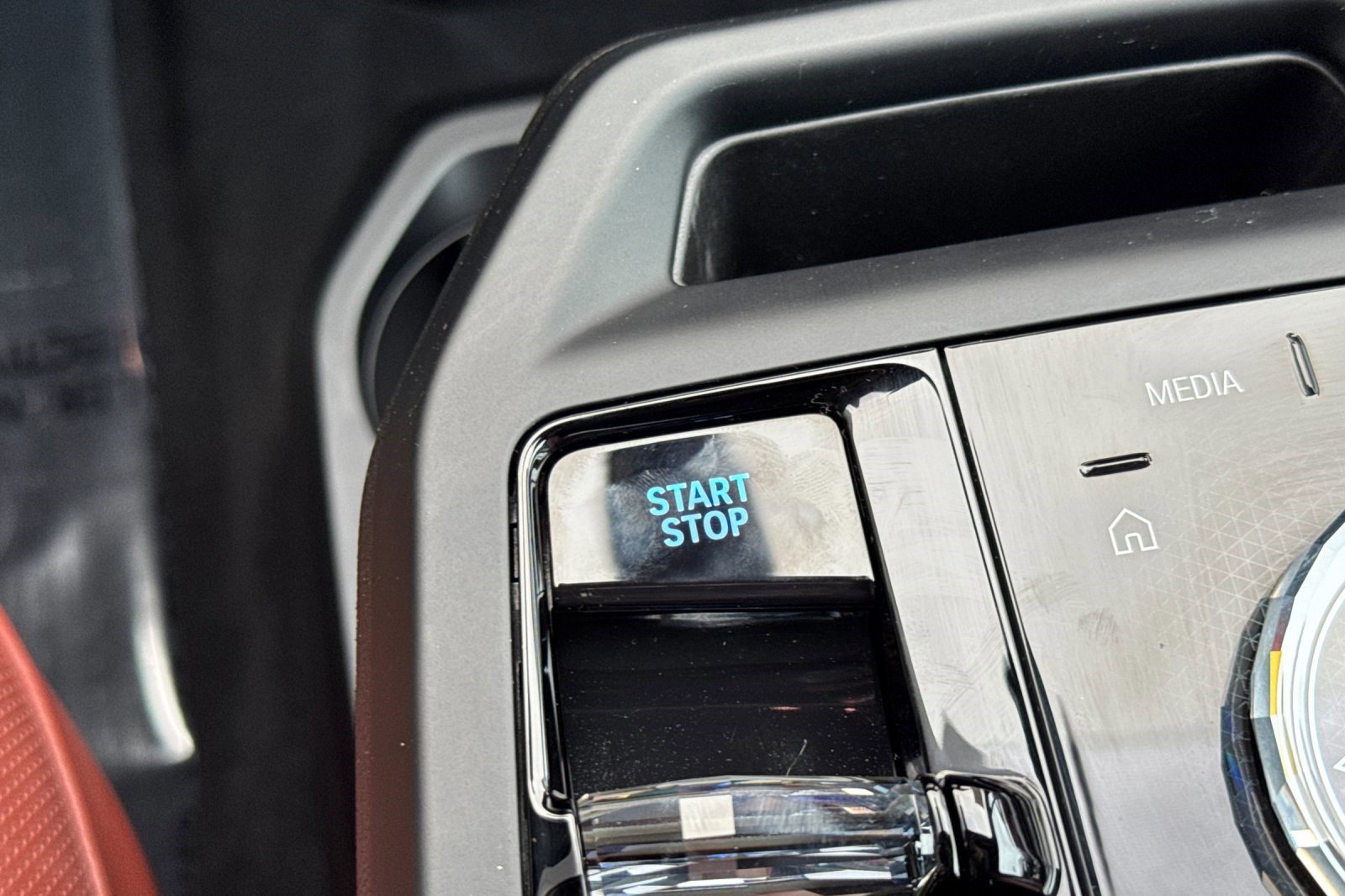 Used 2025 BMW iX M60 image 35