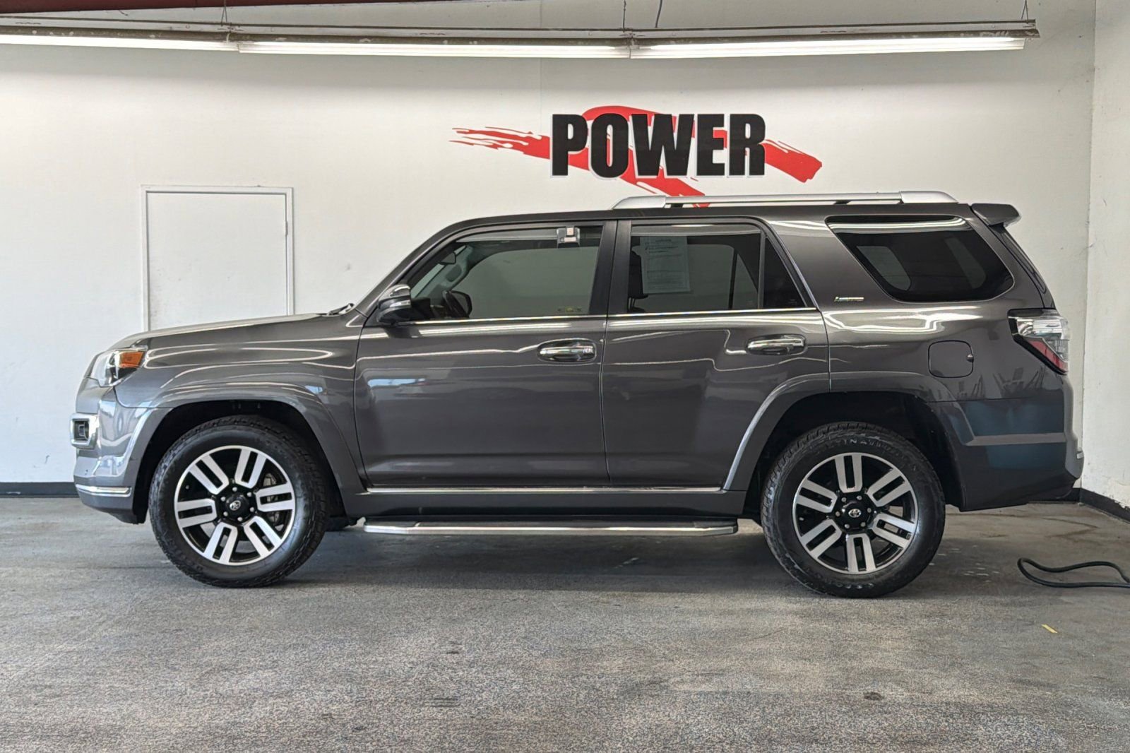 Used 2016 Toyota 4Runner Limited AWD/4WD image 6