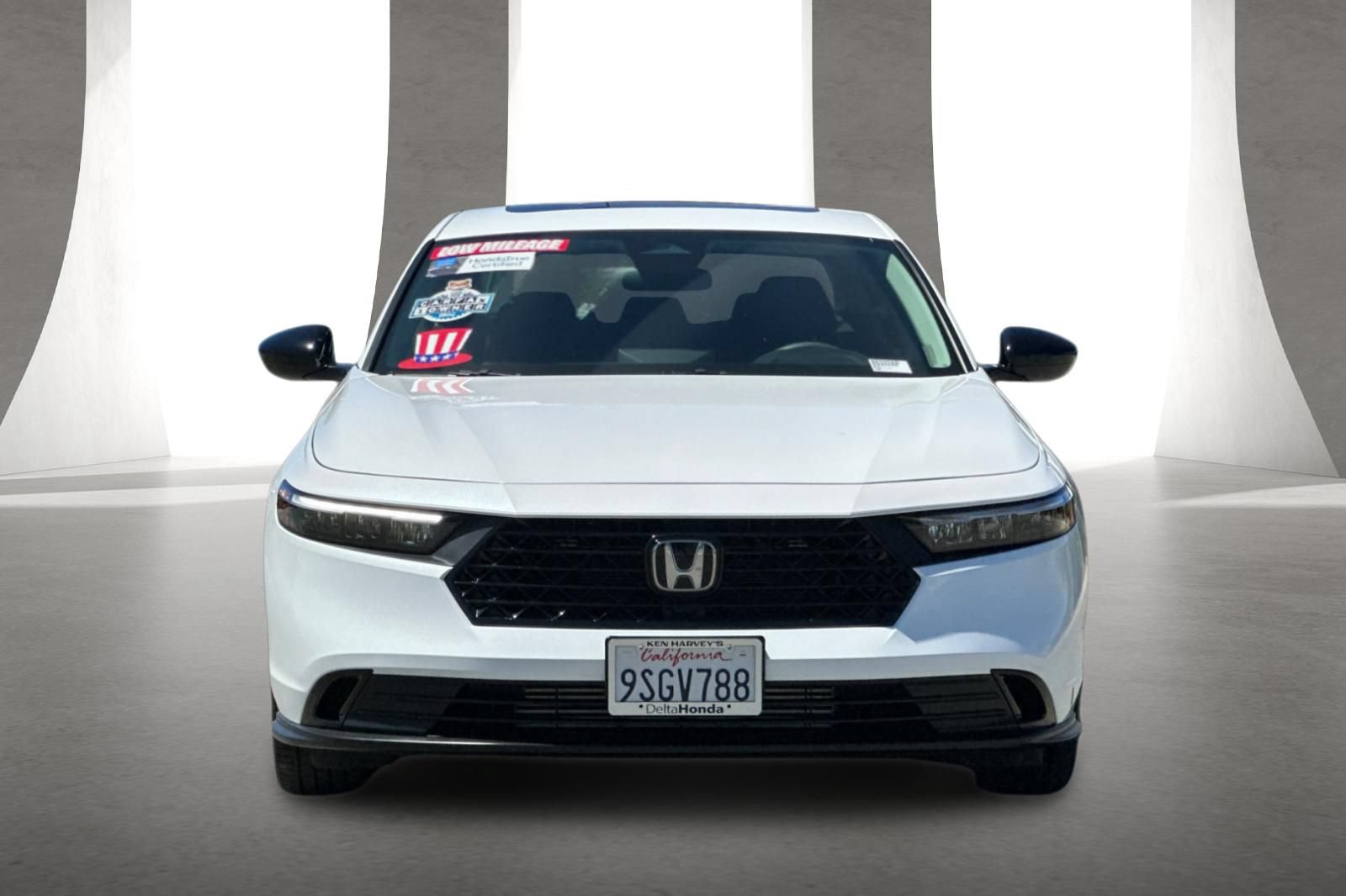Certified 2025 Honda Accord SE image 9