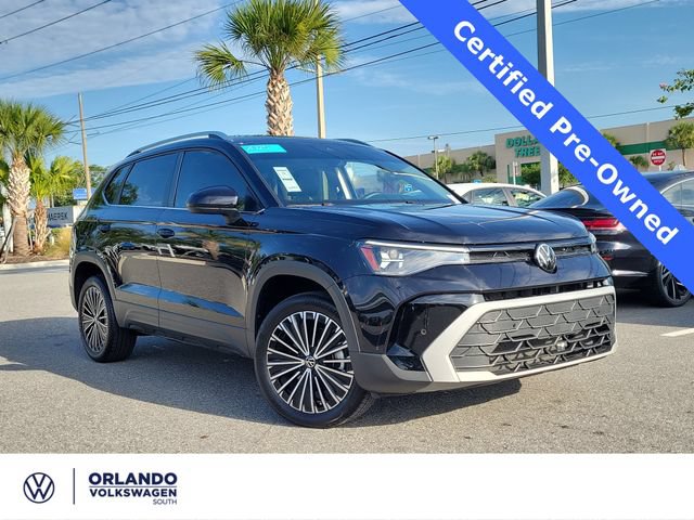Used 2025 Volkswagen Taos SE FWD image 1