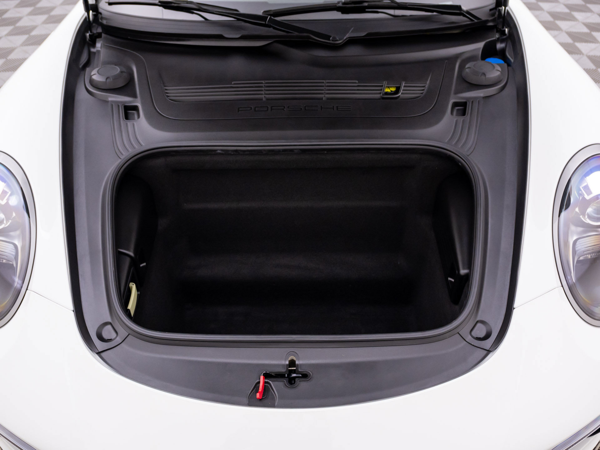 Used 2019 Porsche 911 Carrera T RWD image 30