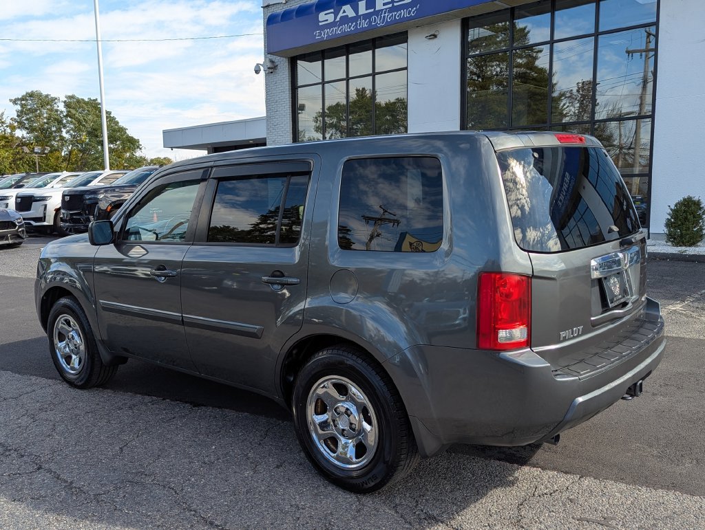 Used 2010 Honda Pilot LX image 10