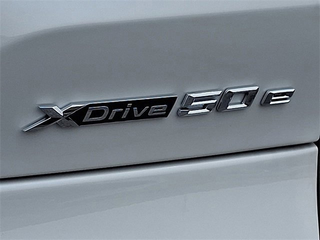 Certified 2026 BMW X5 xDrive50e w/ Climate Comfort Package image 20