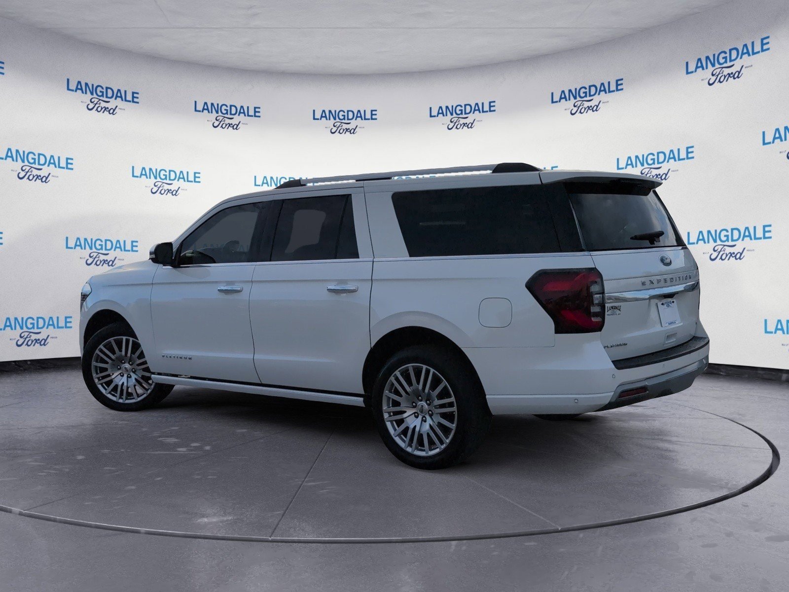 Used 2024 Ford Expedition Max Platinum image 9