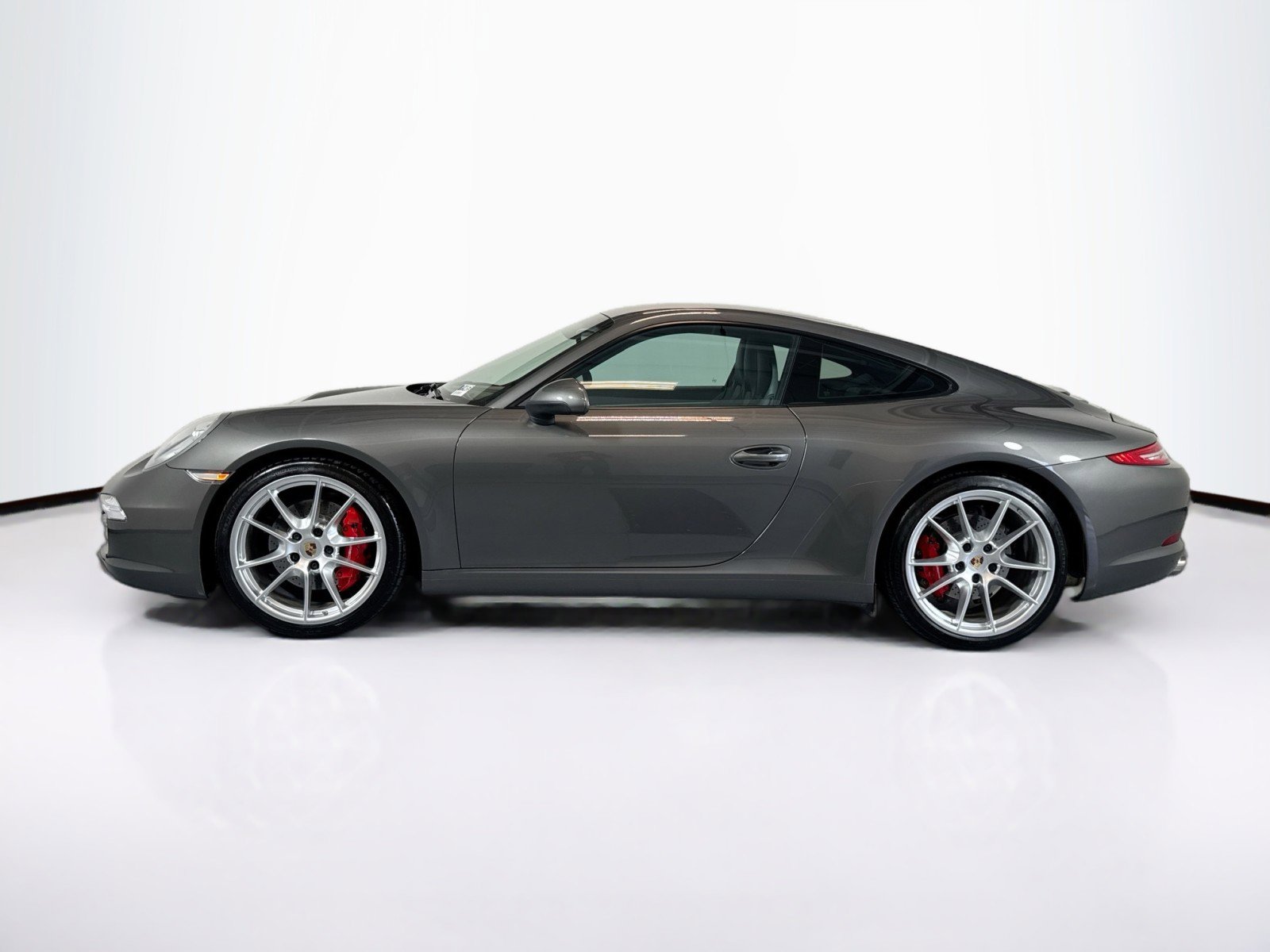 Certified 2014 Porsche 911 Carrera S image 2