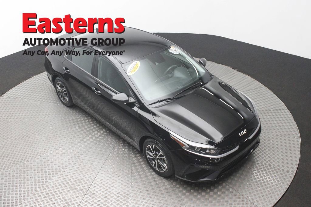 Used 2024 Kia Forte LXS image 3