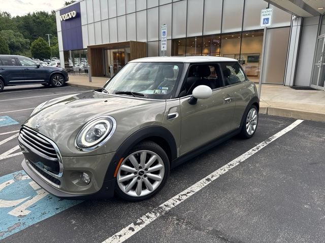 Used 2019 MINI Cooper 2-Door Hardtop w/ Storage Package FWD image 1