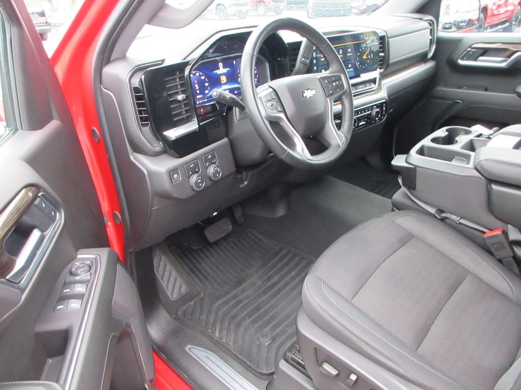 Certified 2025 Chevrolet Silverado 1500 LT image 15