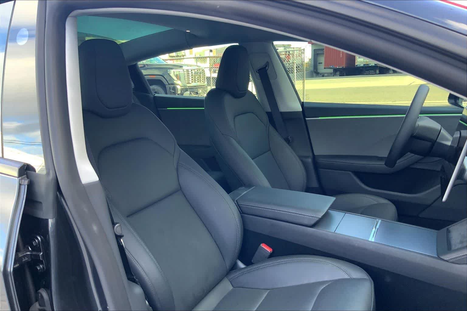 Used 2025 Tesla Model 3 Long Range RWD image 13