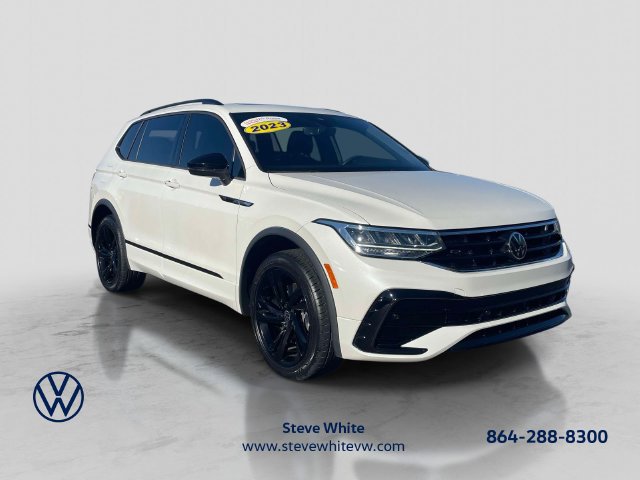 Certified 2023 Volkswagen Tiguan SE R-Line FWD image 1