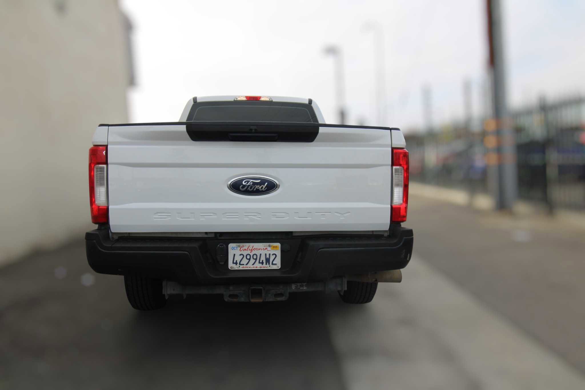 Used 2019 Ford F250 XL w/ Power Equipment Group image 31