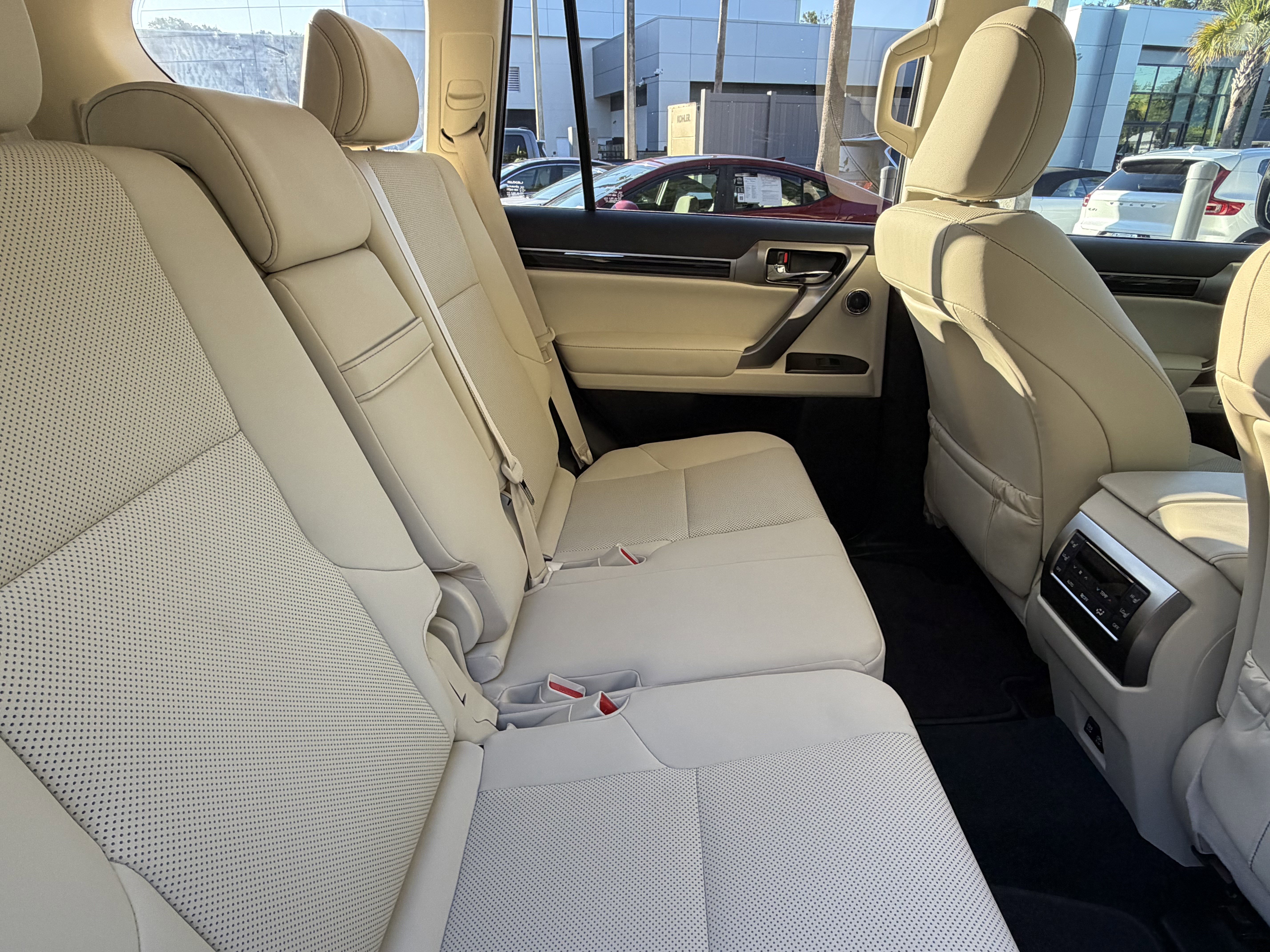 Used 2022 Lexus GX 460 Premium w/ Premium Plus Package AWD/4WD image 40