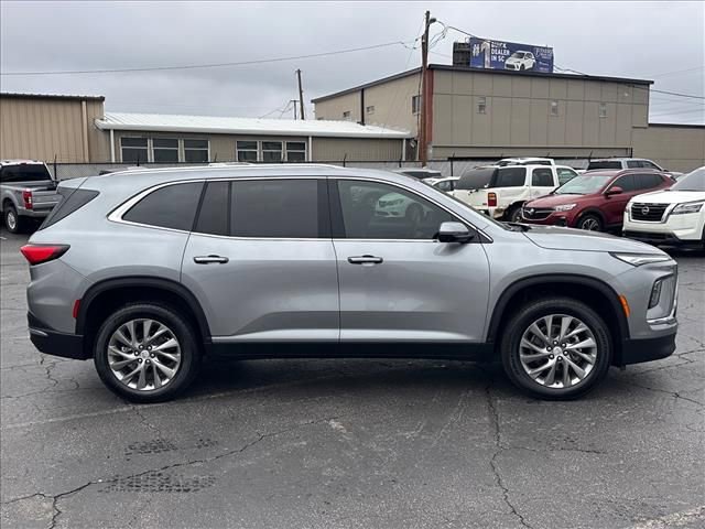 Used 2026 Buick Enclave Preferred w/ Power Package image 12
