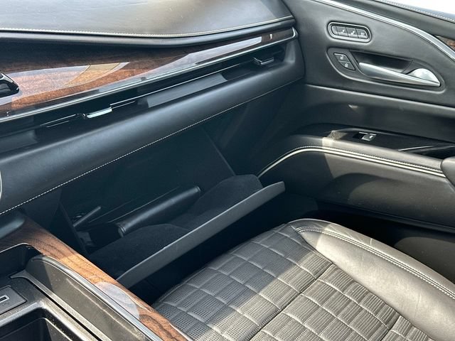 Used 2021 Cadillac Escalade Sport Platinum AWD/4WD image 33