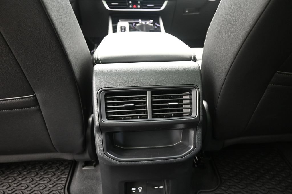 New 2026 Volkswagen Atlas Cross Sport SE FWD image 23