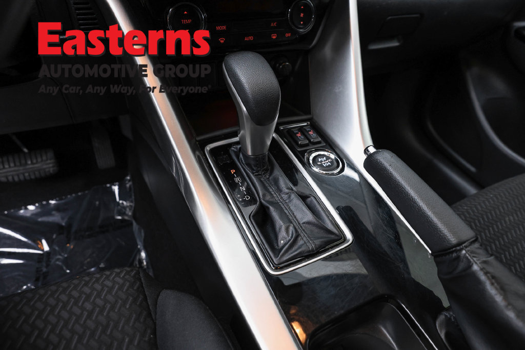 Used 2024 Mitsubishi Eclipse Cross LE AWD/4WD image 14