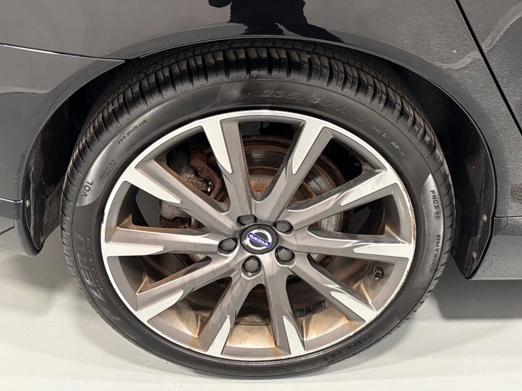 Used 2016 Volvo S80 T5 w/ Inscription Package image 35