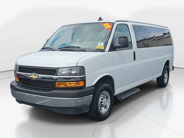Used 2023 Chevrolet Express 3500 LT w/ LT Preferred Equipment Group image 7