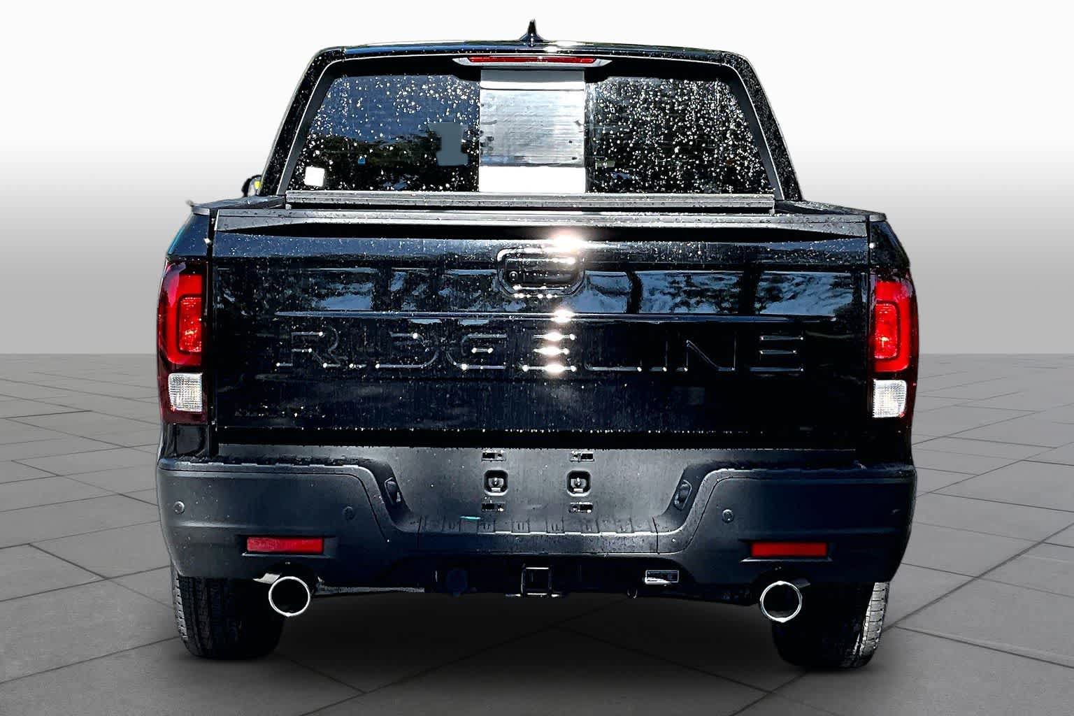 New 2026 Honda Ridgeline Black Edition image 4