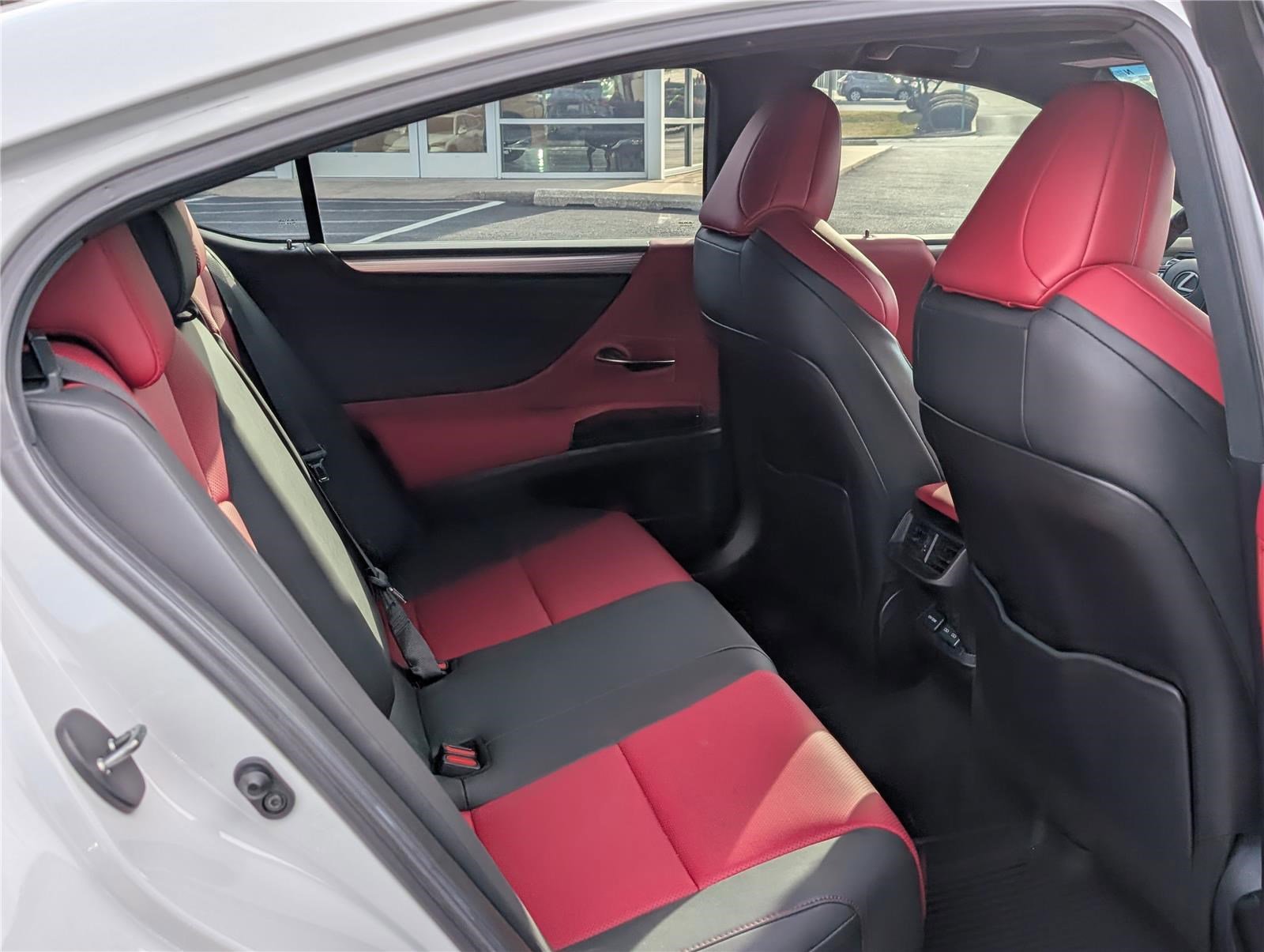 Used 2024 Lexus ES 350 F Sport image 13