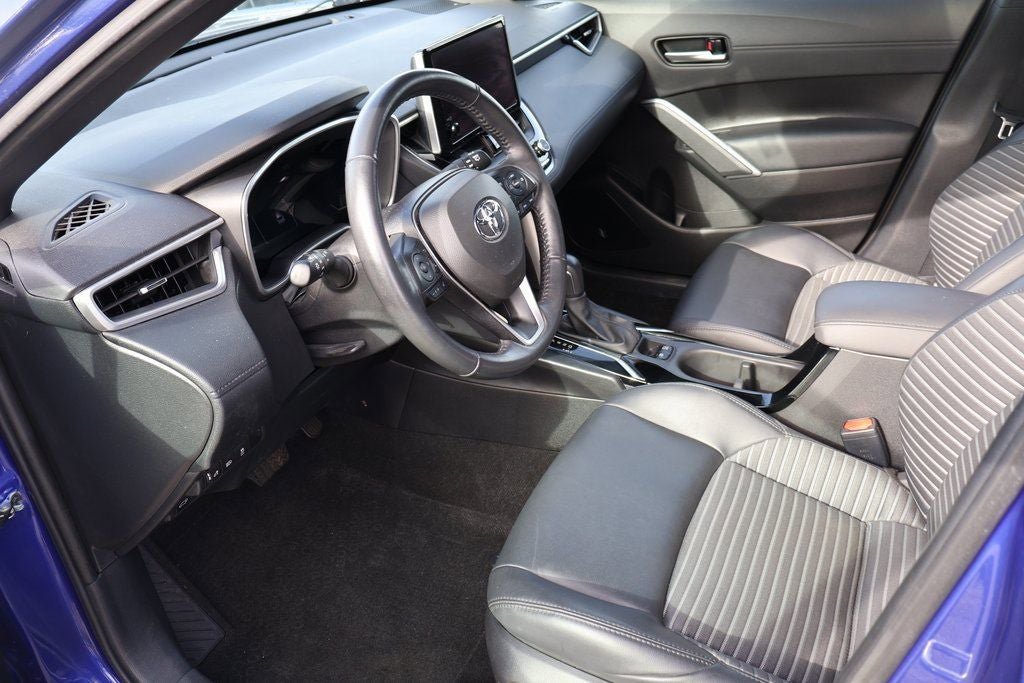 Used 2023 Toyota Corolla Cross AWD Hybrid image 19