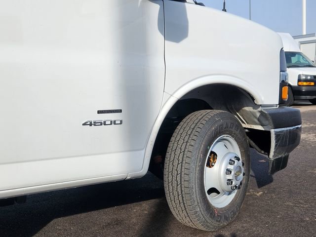 New 2025 Chevrolet Express 4500 w/ Power Convenience Package image 41
